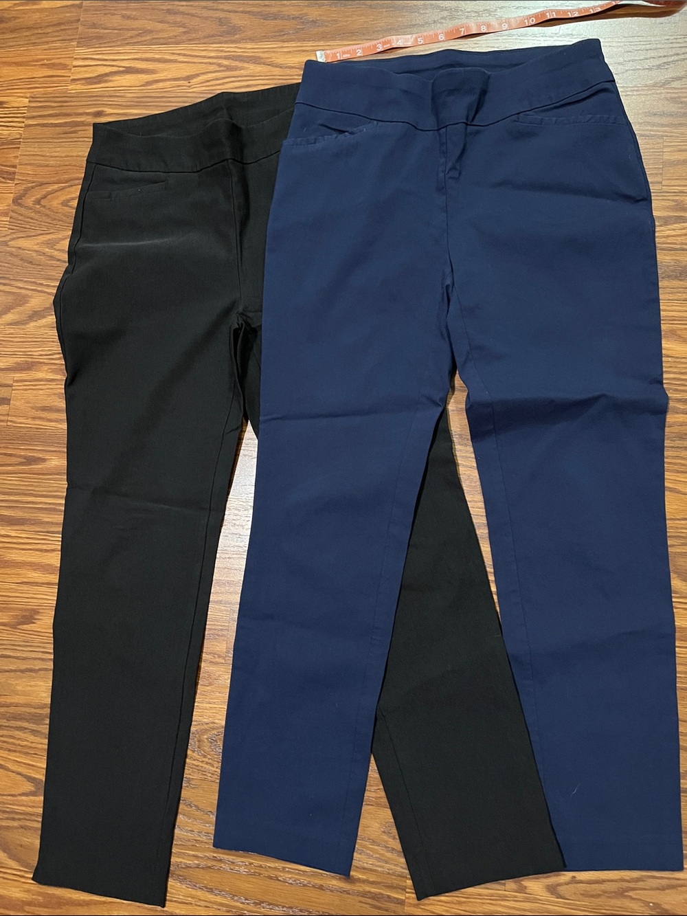Chico's Straight Leg Pants in Black and Navy size 0 or 4 in women